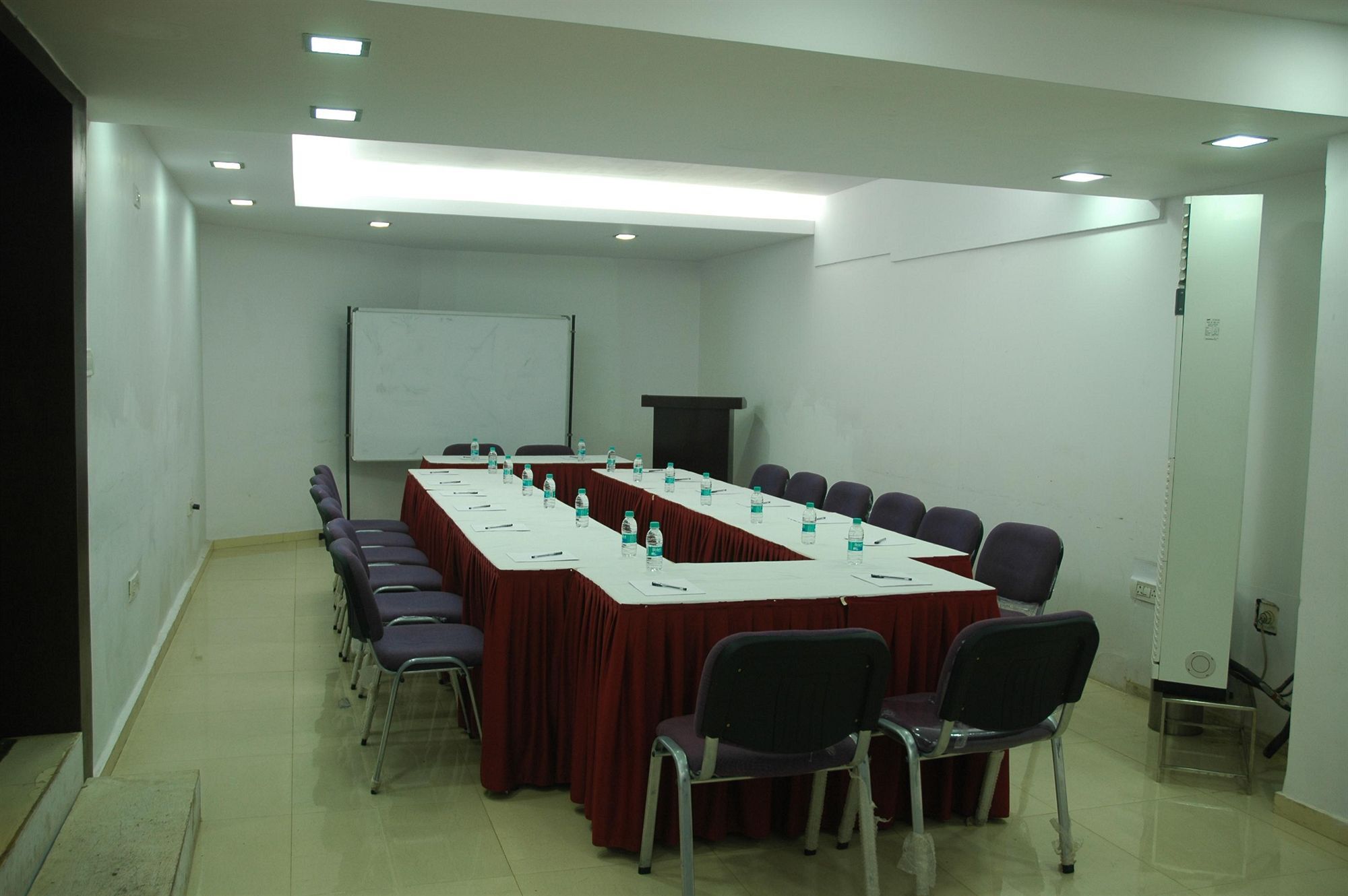 Hotel Orritel West Mumbai Business photo