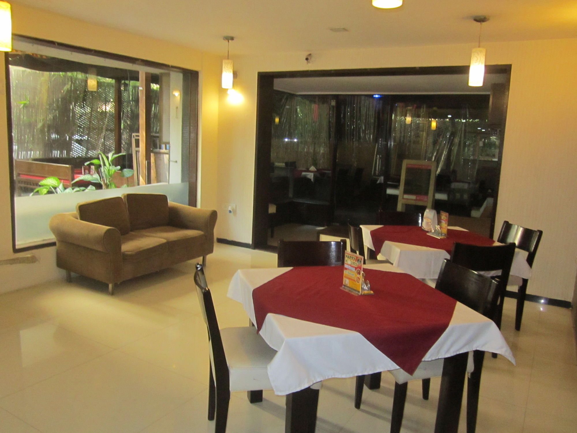 Hotel Orritel West Mumbai Exterior photo